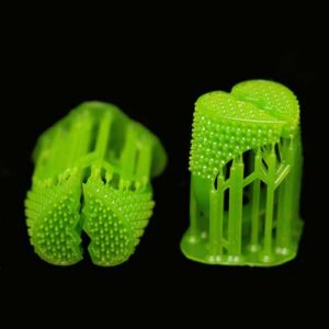 supported splicable heart-shaped model